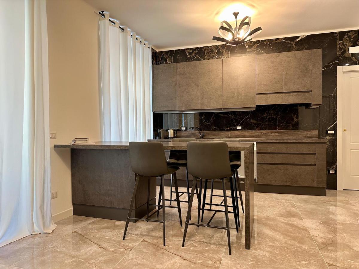 Magic Place Bergamo! Classy Apartment In The Heart Of The City Bérgamo Exterior foto